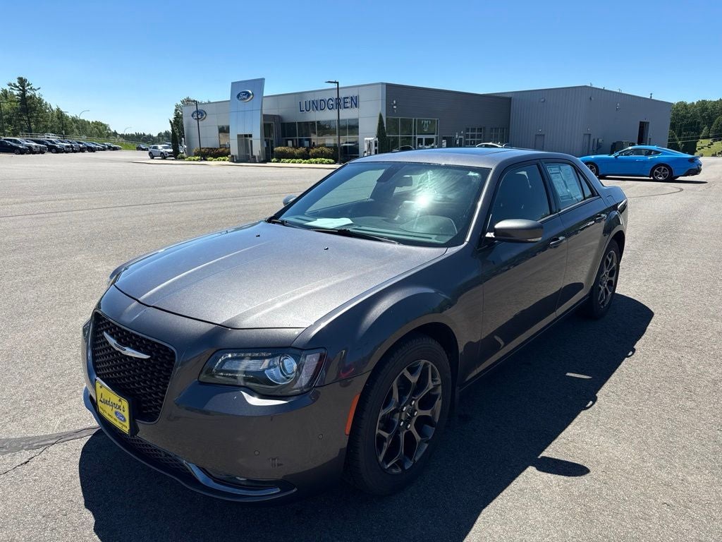 2018 Chrysler 300 S in Granite Crystal Metallic Clearcoat — front three-quarter view